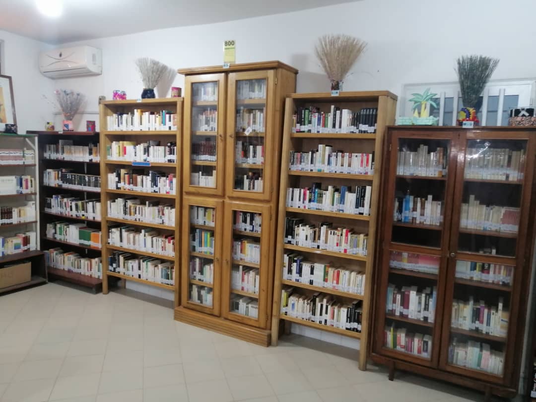 Bibliothèque et ressources documentaires