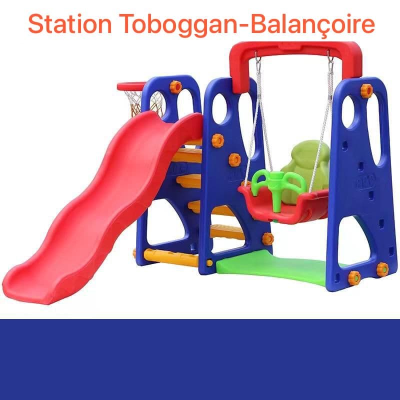 Illustration : Station Toboggan-Balançoire